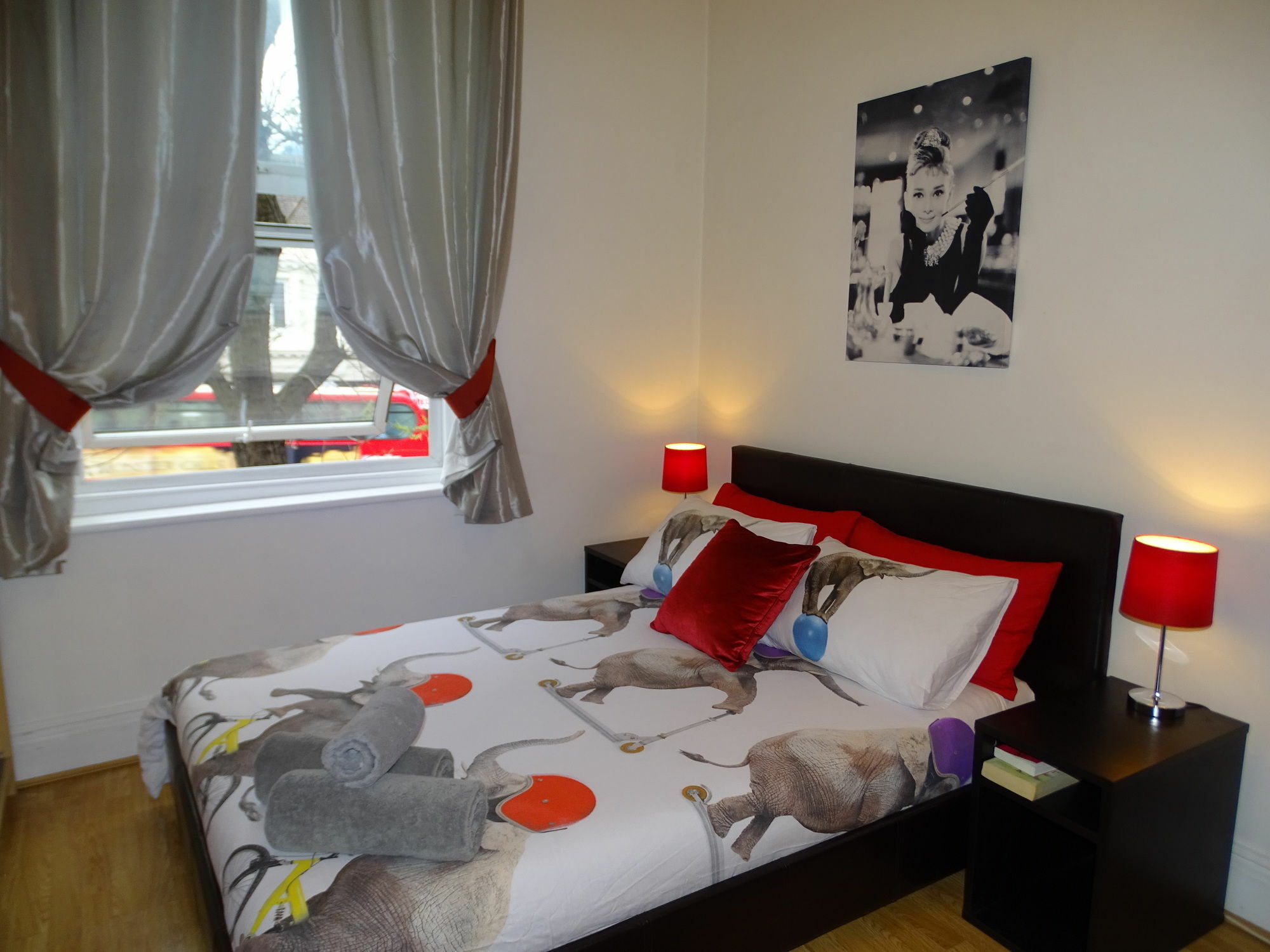 Dani Hampstead Studio Лондон Экстерьер фото