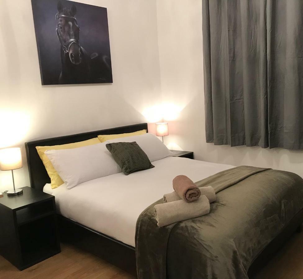 Dani Hampstead Studio Лондон Экстерьер фото